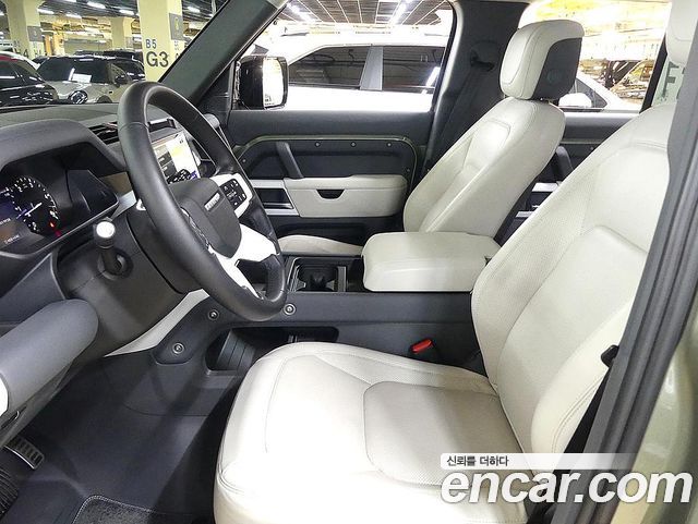 Land Rover Defender 110 D300 HSE