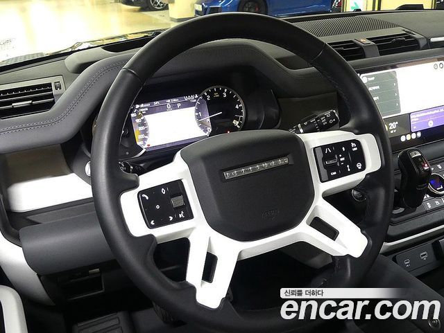 Land Rover Defender 110 D300 HSE