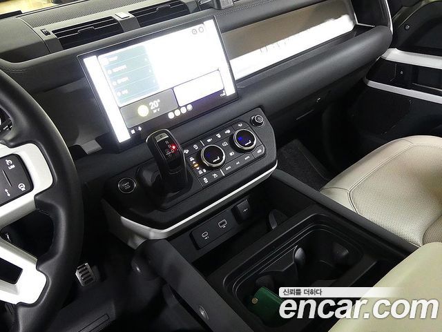 Land Rover Defender 110 D300 HSE