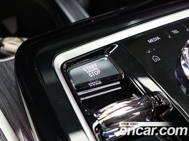 BMW 7-Series 740i xDrive M Sport