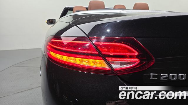 Mercedes-Benz C-Class C200 Cabriolet