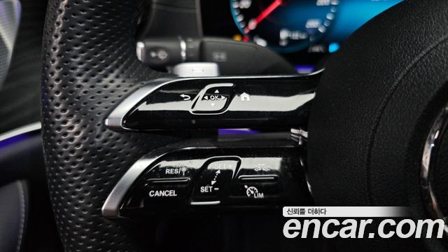 Mercedes-Benz CLS-Class CLS300d AMG Line