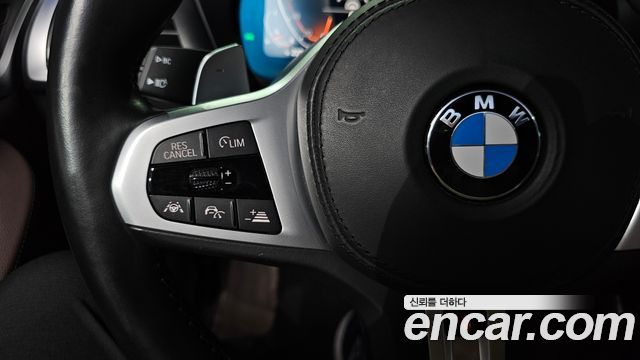 BMW X3 xDrive 20i M sports Online Exclusive Edition