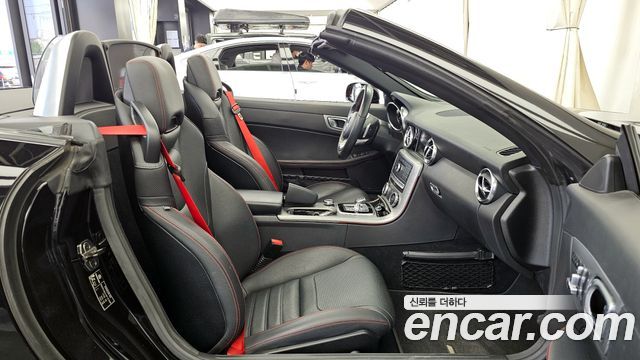 Mercedes-Benz SLC-Class SLC200