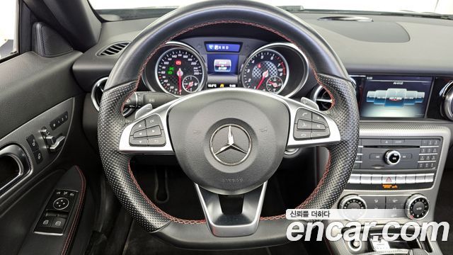 Mercedes-Benz SLC-Class SLC200