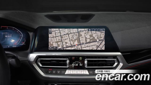 BMW 3-Series 320i