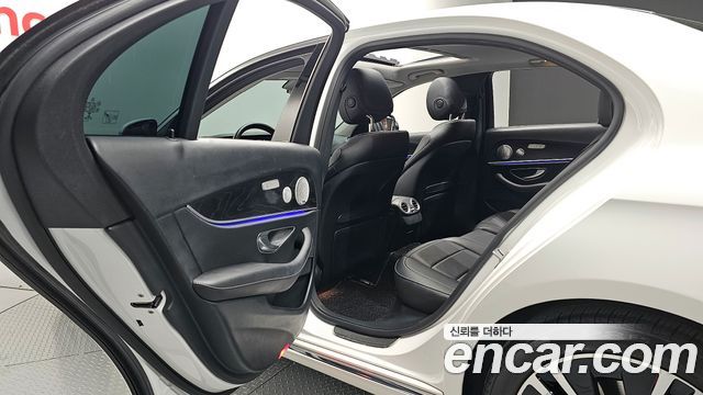 Mercedes-Benz E-Class E300 Avantgarde