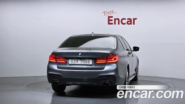 BMW 5-Series 530i M Sport Package Plus
