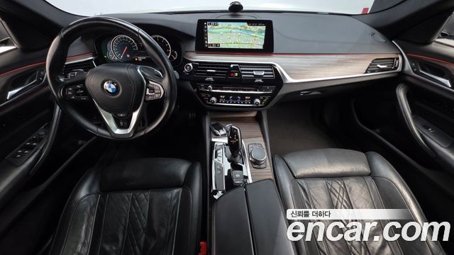 BMW 5-Series 530i M Sport Package Plus