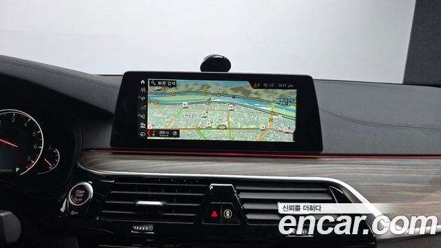 BMW 5-Series 530i M Sport Package Plus
