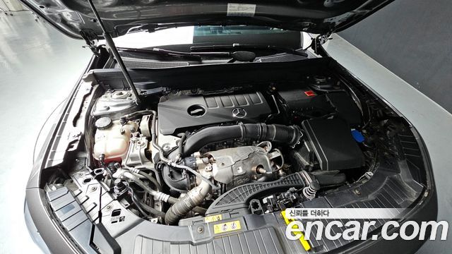 Mercedes-Benz GLB-Class GLB250 4MATIC