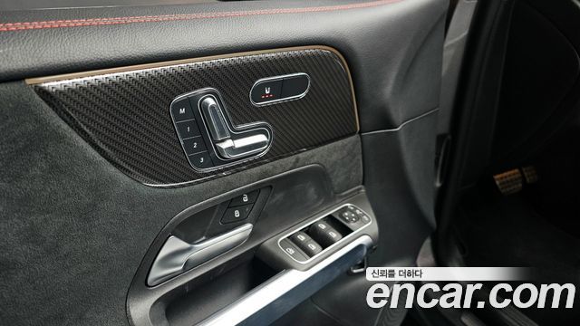 Mercedes-Benz GLB-Class GLB250 4MATIC