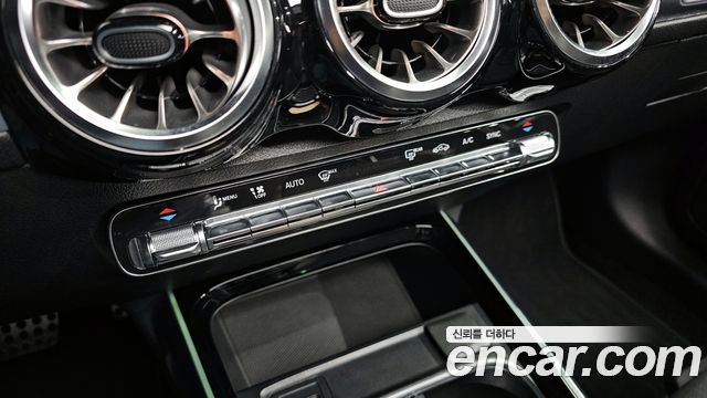 Mercedes-Benz GLB-Class GLB250 4MATIC