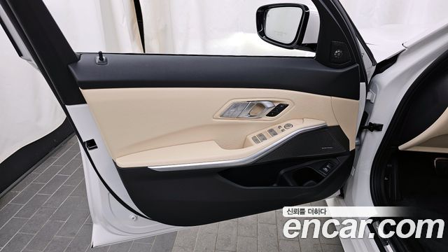 BMW 3-Series 320i M Sport