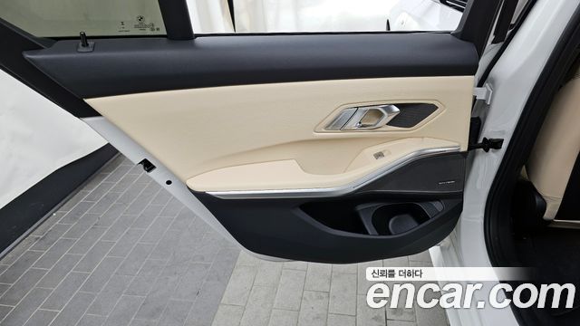 BMW 3-Series 320i M Sport