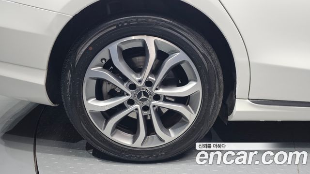 Mercedes-Benz C-Class C220 d Avantgarde