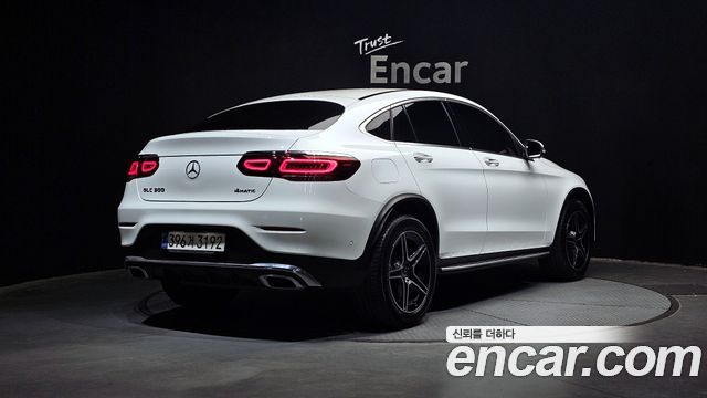 Mercedes-Benz GLC-Class GCL300 4MATIC Coupe