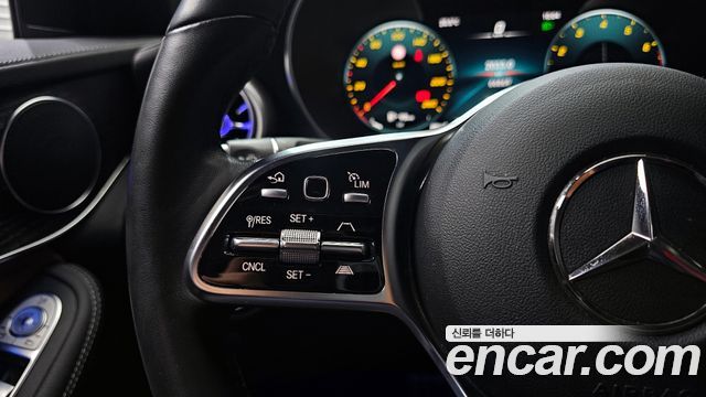 Mercedes-Benz GLC-Class GCL300 4MATIC Coupe