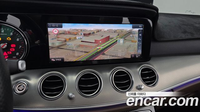 Mercedes-Benz E-Class E200 Avantgarde