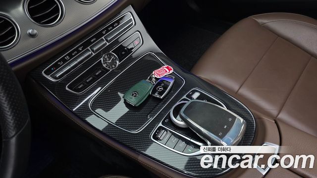 Mercedes-Benz E-Class E200 Avantgarde
