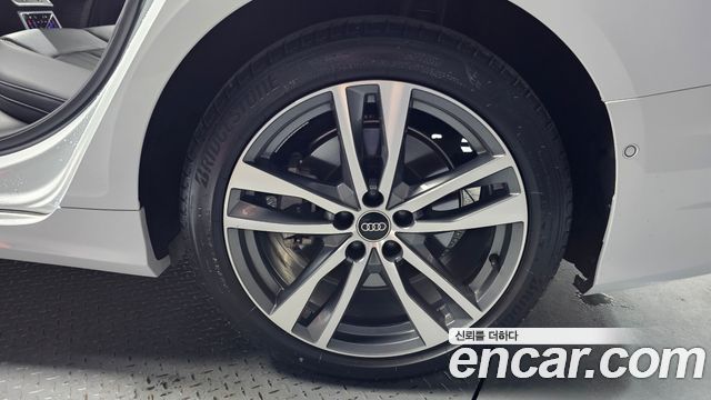 Audi A6 45 TFSI Premium