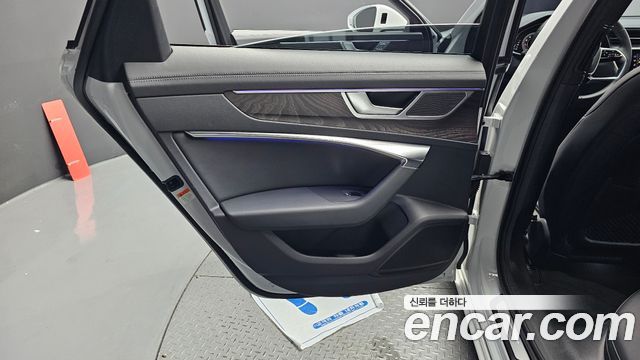 Audi A6 45 TFSI Premium