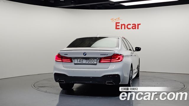 BMW 5-Series 520d M Sport package