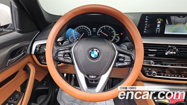 BMW 5-Series 520d M Sport package