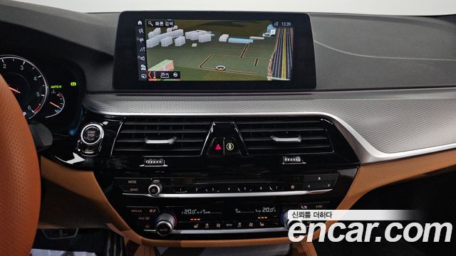 BMW 5-Series 520d M Sport package