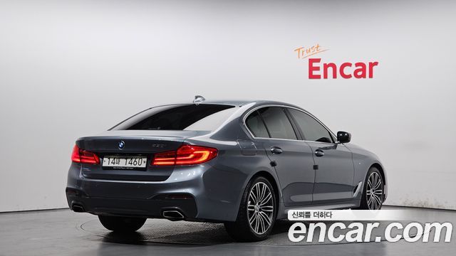 BMW 5-Series 530i M Sport Package Plus