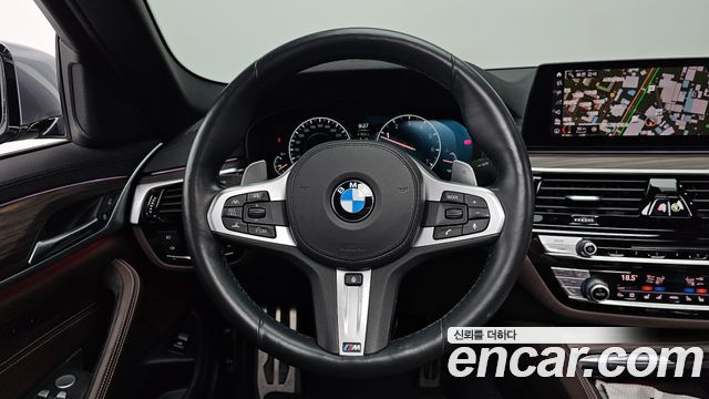 BMW 5-Series 530i M Sport Package Plus