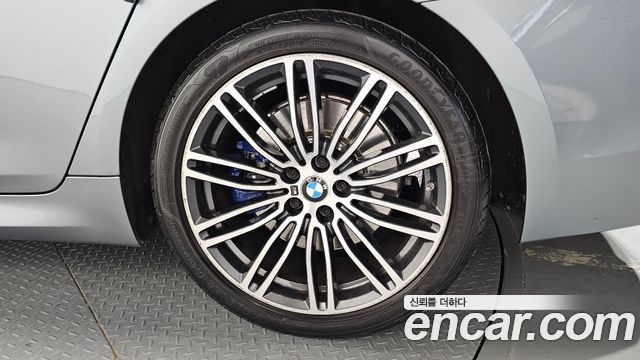 BMW 5-Series 530i M Sport Package Plus