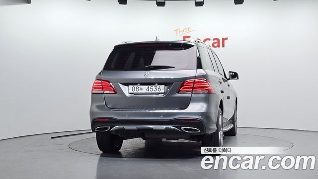 Mercedes-Benz GLE-Class GLE350 d 4MATIC