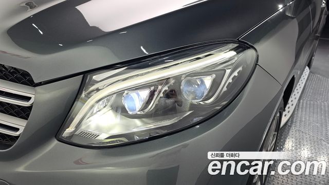 Mercedes-Benz GLE-Class GLE350 d 4MATIC