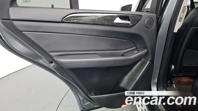 Mercedes-Benz GLE-Class GLE350 d 4MATIC