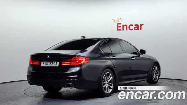 BMW 5-Series 520d xDrive M Sport Package Plus