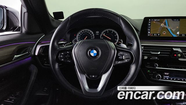 BMW 5-Series 520d xDrive M Sport Package Plus