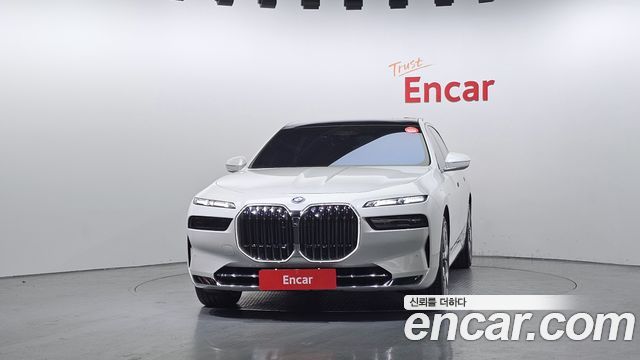 BMW 7-Series 750e xDrive Design Pure Excellence