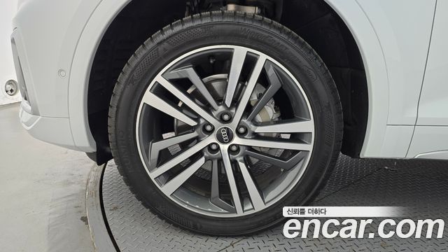 Audi Q5 45 TFSI Quattro Premium