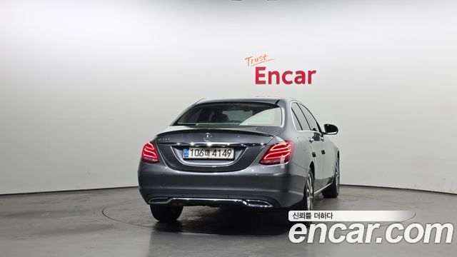 Mercedes-Benz C-Class C200 Avantgarde