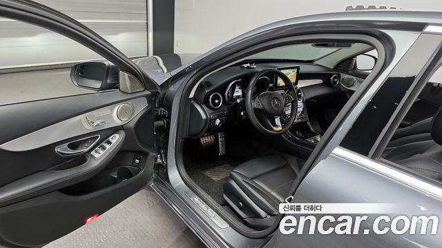 Mercedes-Benz C-Class C200 Avantgarde