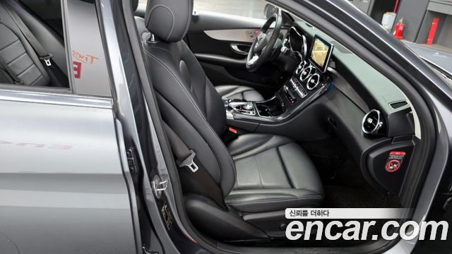 Mercedes-Benz C-Class C200 Avantgarde