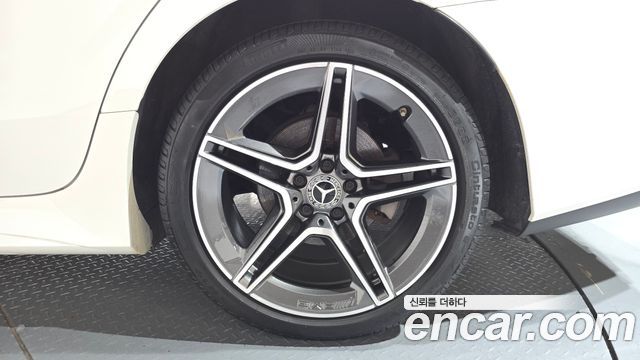 Mercedes-Benz CLS-Class CLS300d 4MATIC