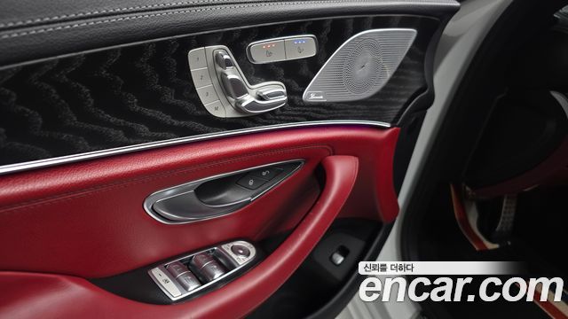 Mercedes-Benz CLS-Class CLS300d 4MATIC