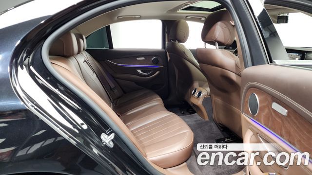 Mercedes-Benz E-Class E220d Exclusive