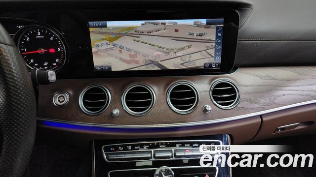 Mercedes-Benz E-Class E220d Exclusive