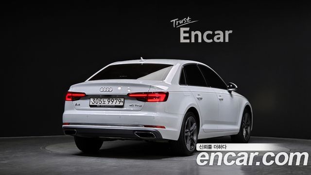 Audi A4 40 TFSI Premium