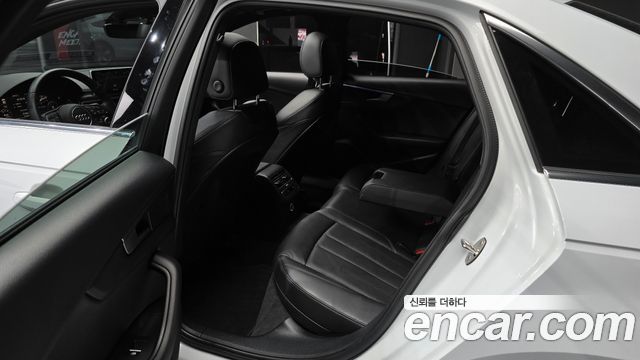 Audi A4 40 TFSI Premium