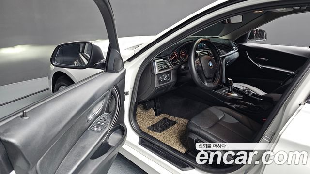 BMW 3-Series 320d
