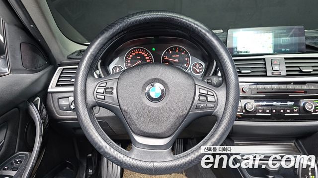 BMW 3-Series 320d